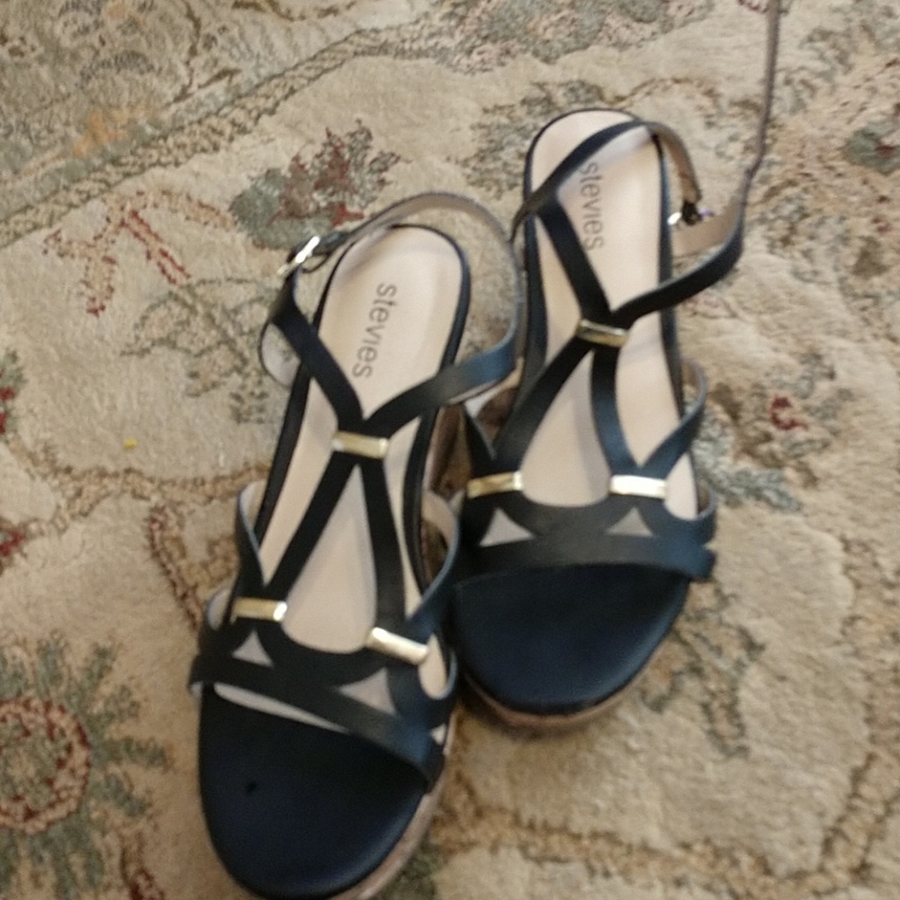Stevies sandals